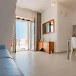 Casa Dante 4*