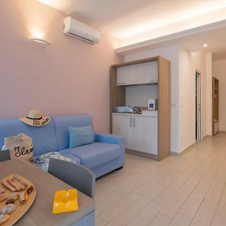 Casa Dante Bed & Breakfast 4*