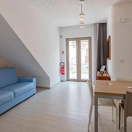 Casa Dante 4* Маттината