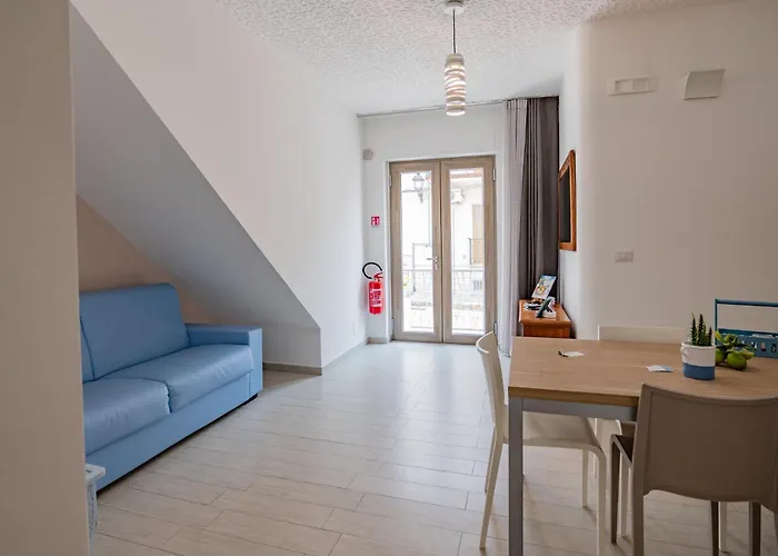 Casa Dante 4* マッティナータ